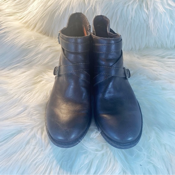 B.O.C | Brown Leather Ankle Boots - Picture 3 of 7